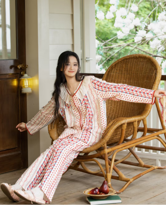 被问爆的薇斯缔娜家居服，2026 夏秋闭眼入的法式家居服来了——谁穿谁好看！